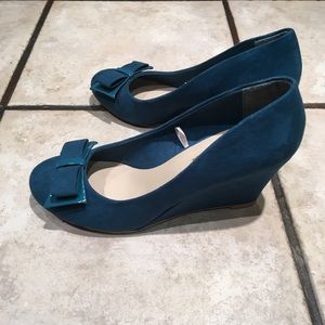 Madeline Stuart Wedges